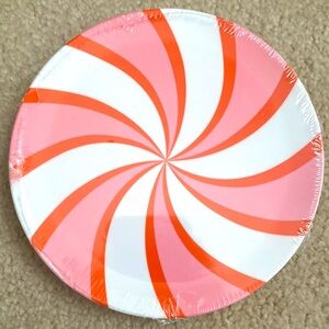 Festive Appetizer Plates 4 Count!